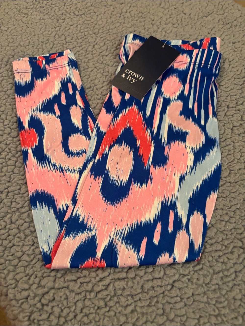 NWT crown & ivy Pink, Navy & Light Blue Abstract Print Leggings